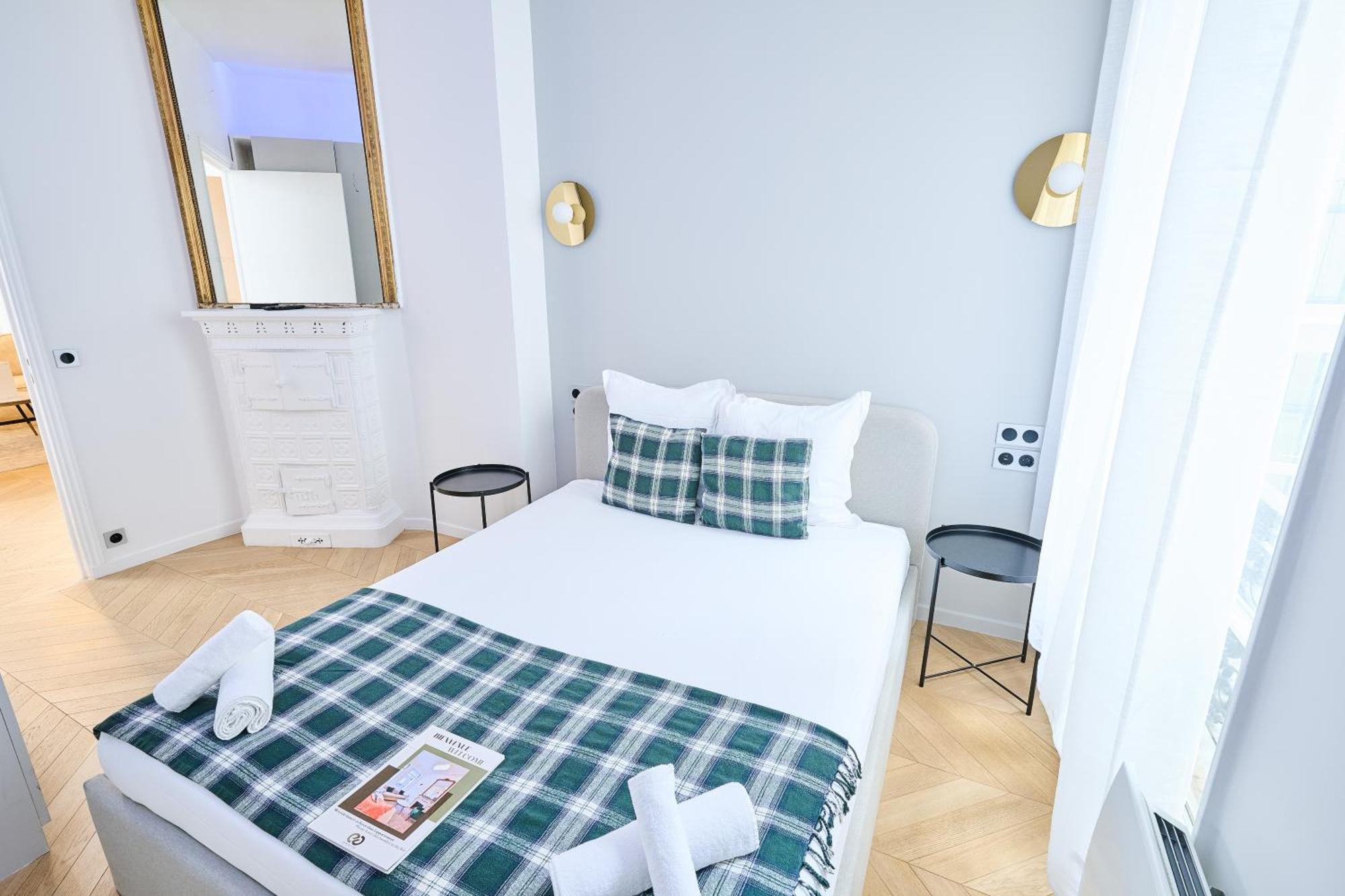 Champs Elysees!Montaigne, New Luxurious 6Pers Flat Paris Bagian luar foto
